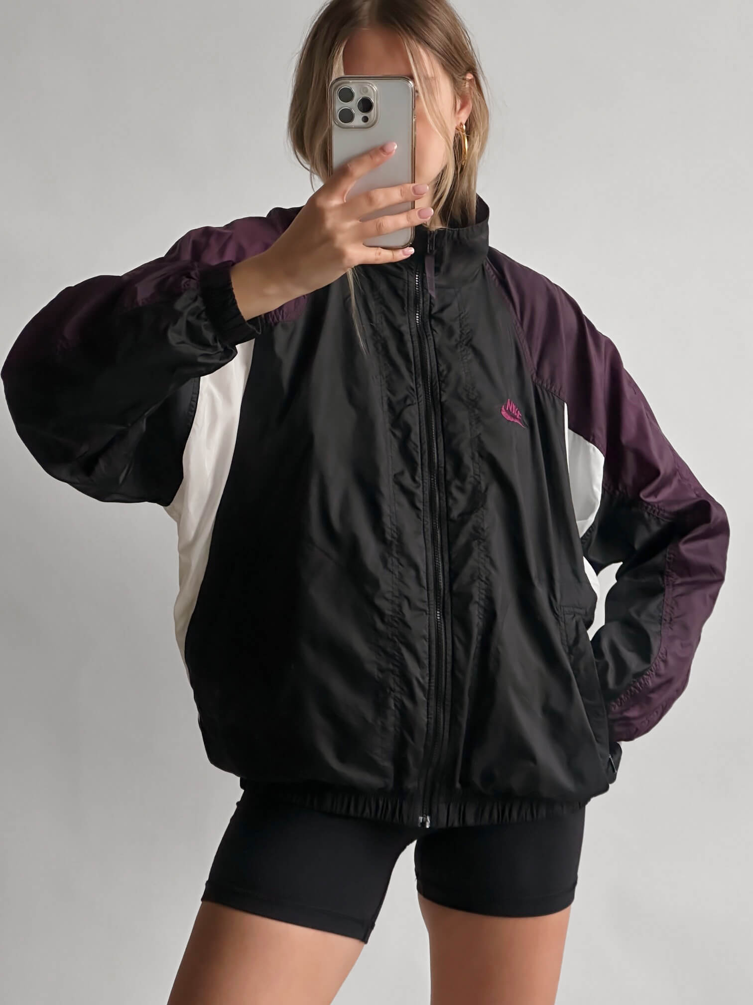 Nike windbreaker xs on sale