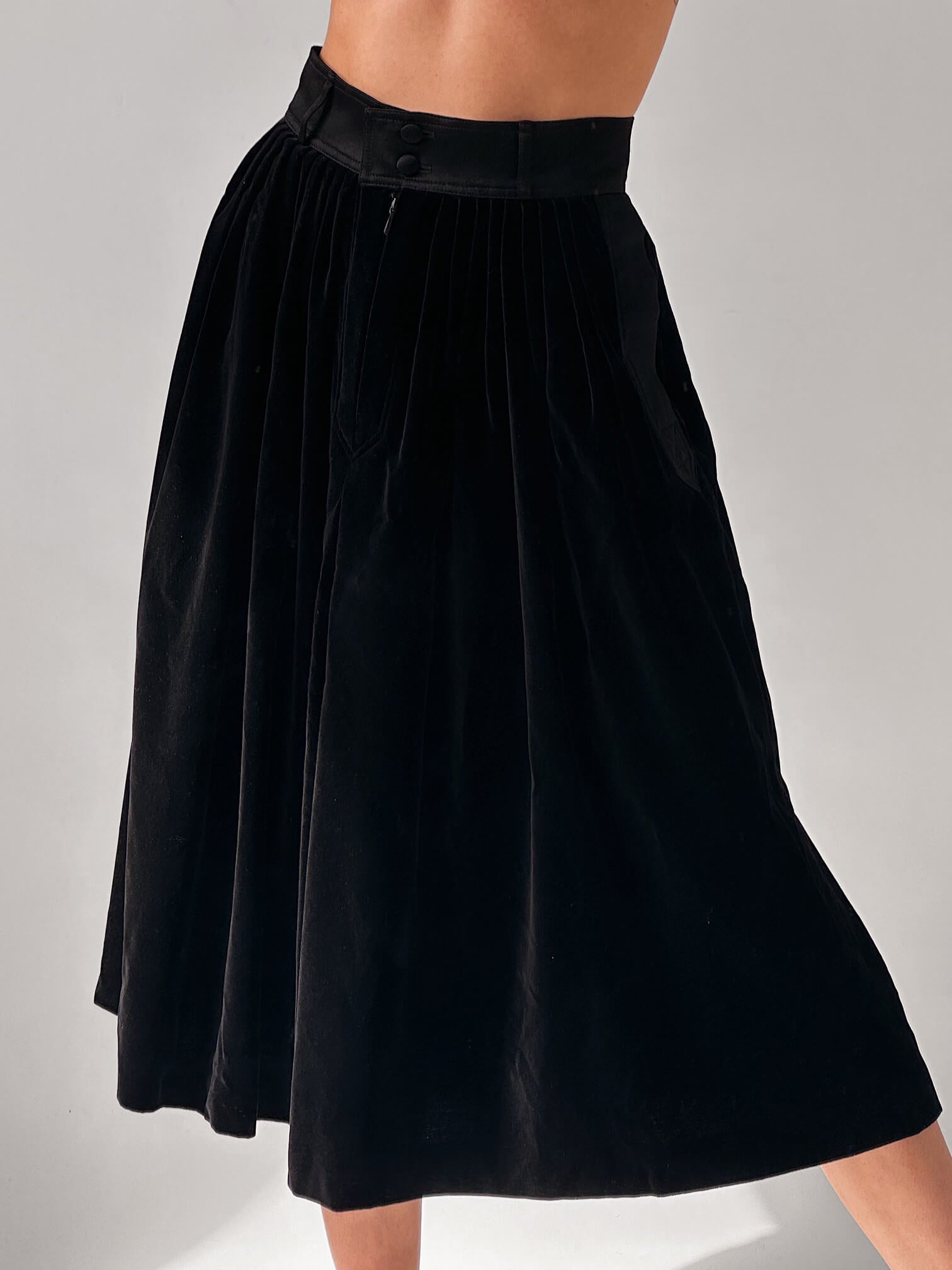 Vintage Velour Circle Skirt | XS/S