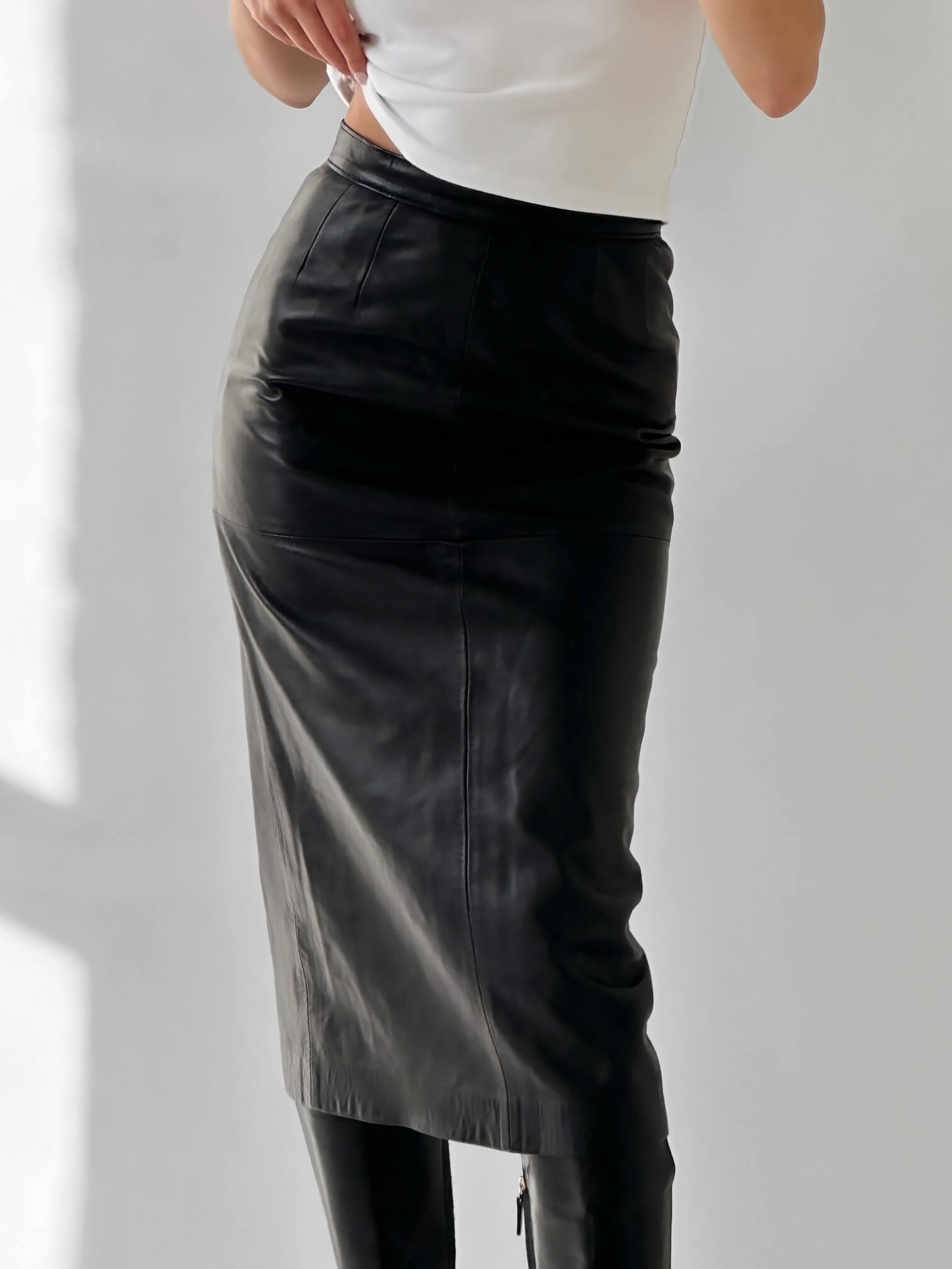 Vintage 90s Leather Pencil Skirt  | S