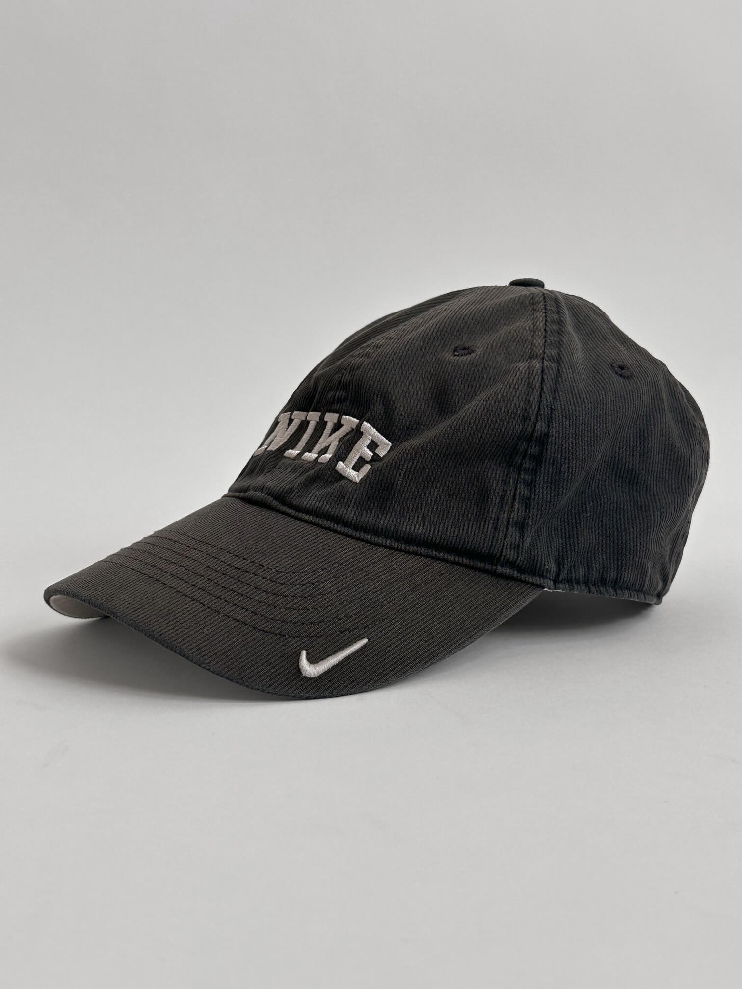 Vintage NIKE Embroidered Faded Strap Back Hat