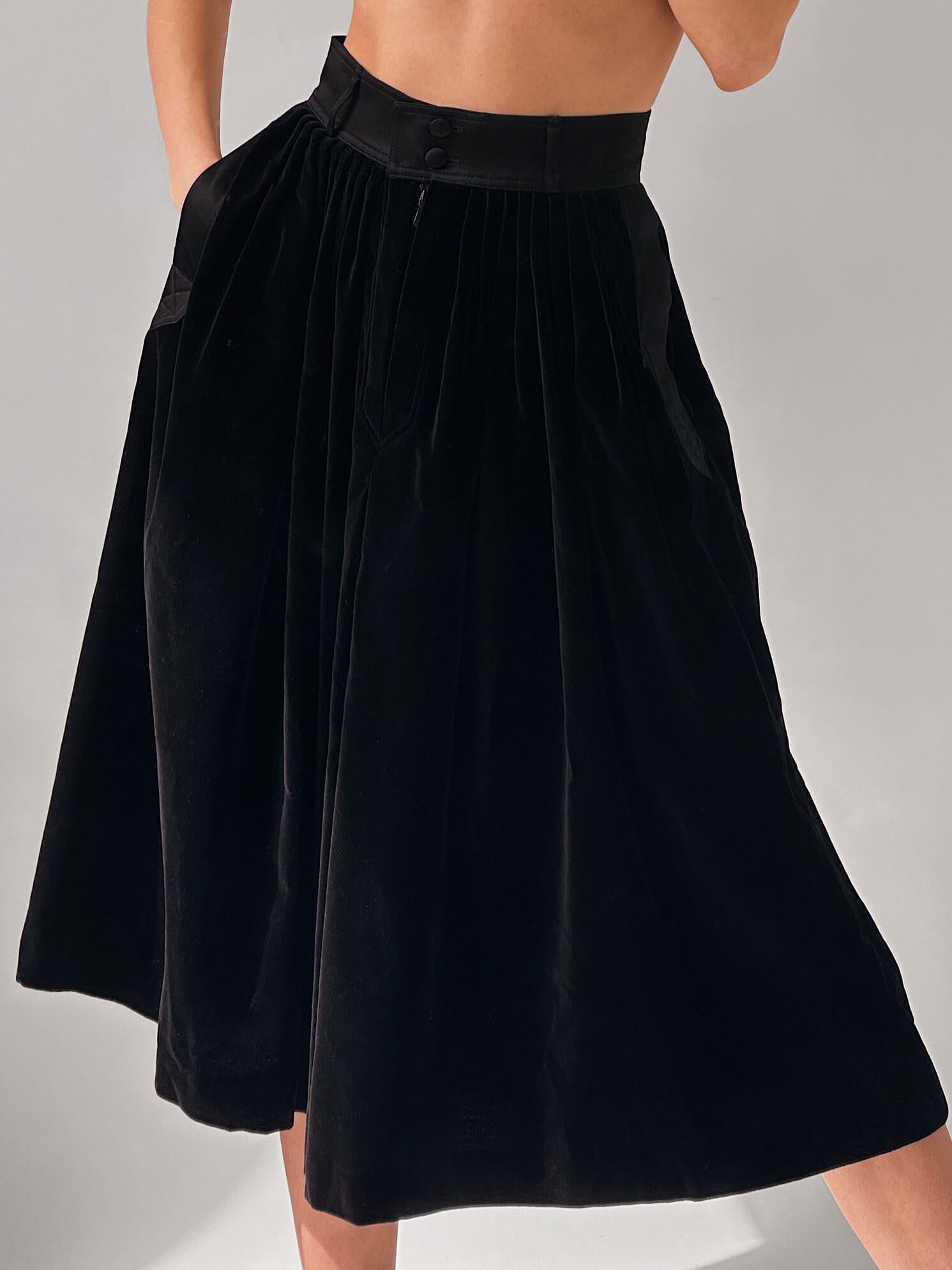 Vintage Velour Circle Skirt | XS/S