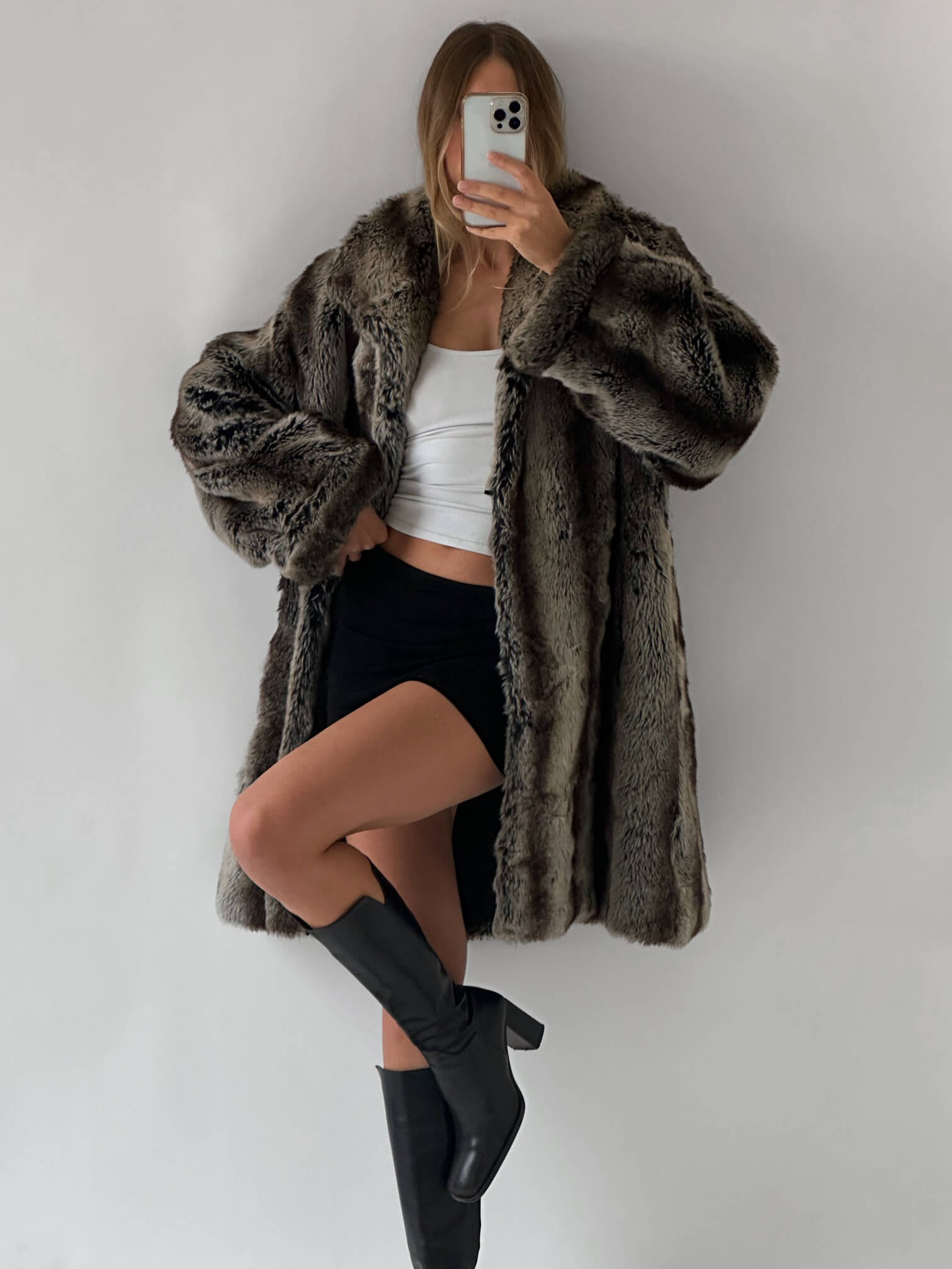 Vintage Oversized Faux Fur Coat | XS-XL