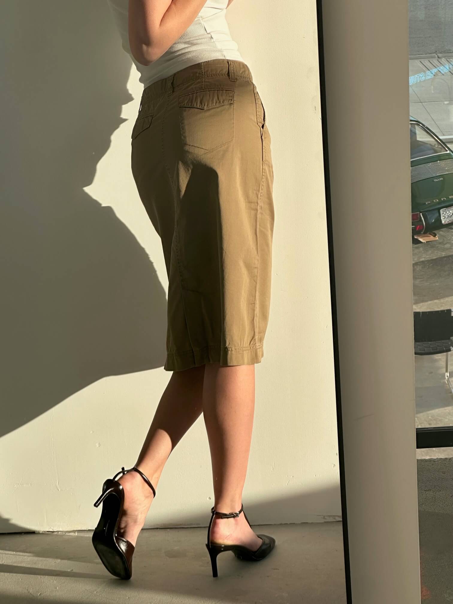 Vintage Embroidered Khaki Midi Skirt | 3/4