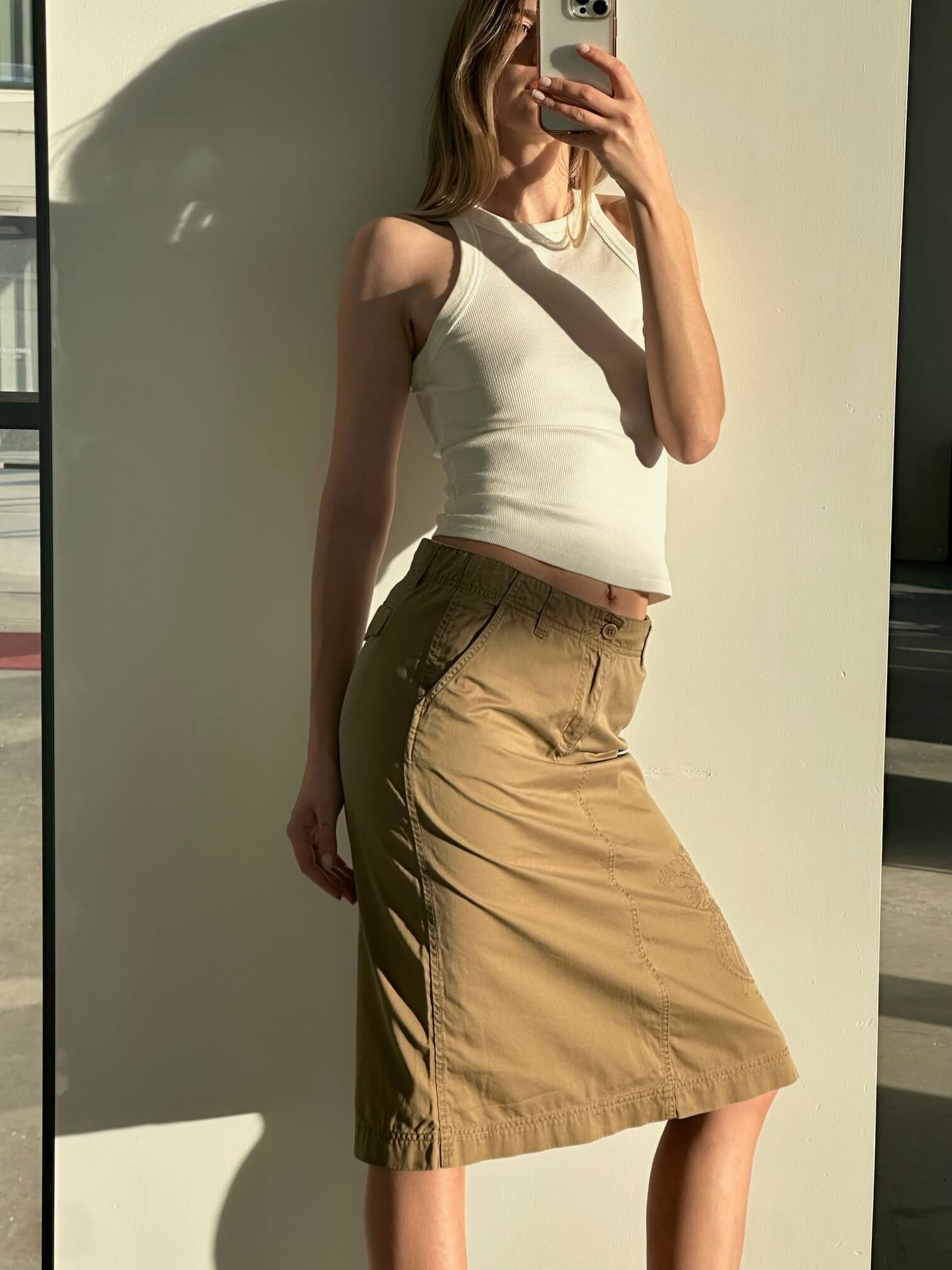 Vintage Embroidered Khaki Midi Skirt | 3/4