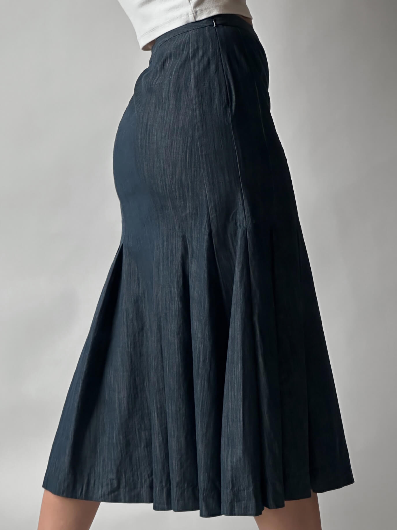 Vintage Italian Denim Pleated Skirt | S