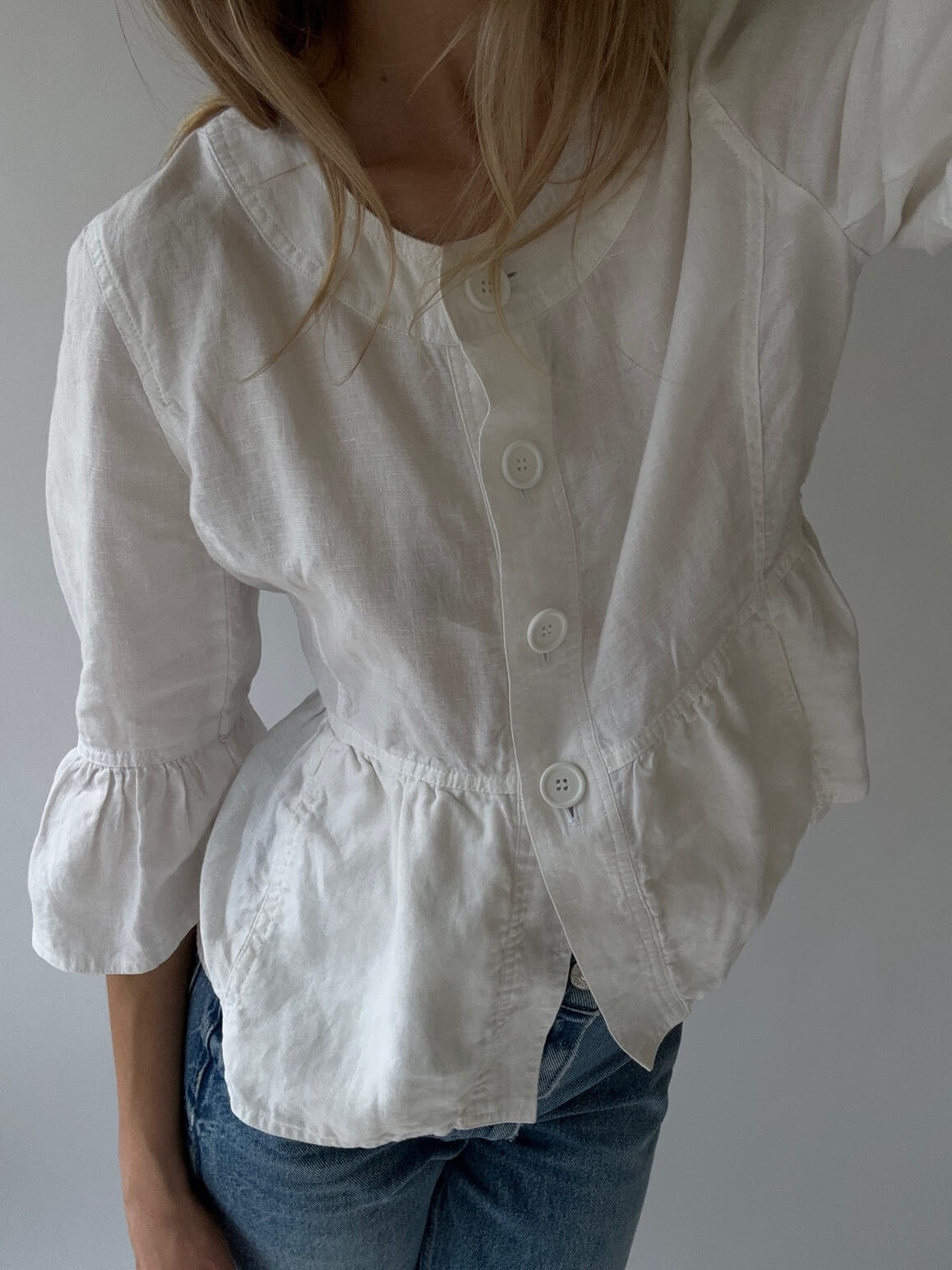 Vintage JONES NY Linen Ruffle Jacket | M