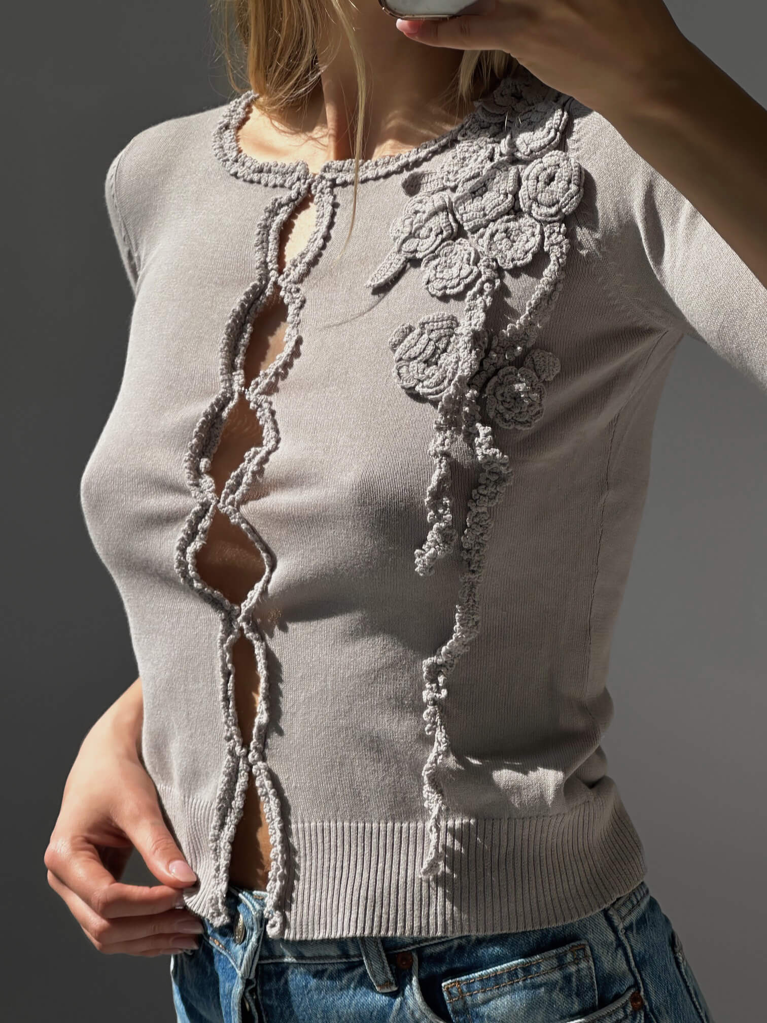 Vintage Floral Crochet Applique Cardigan | XS