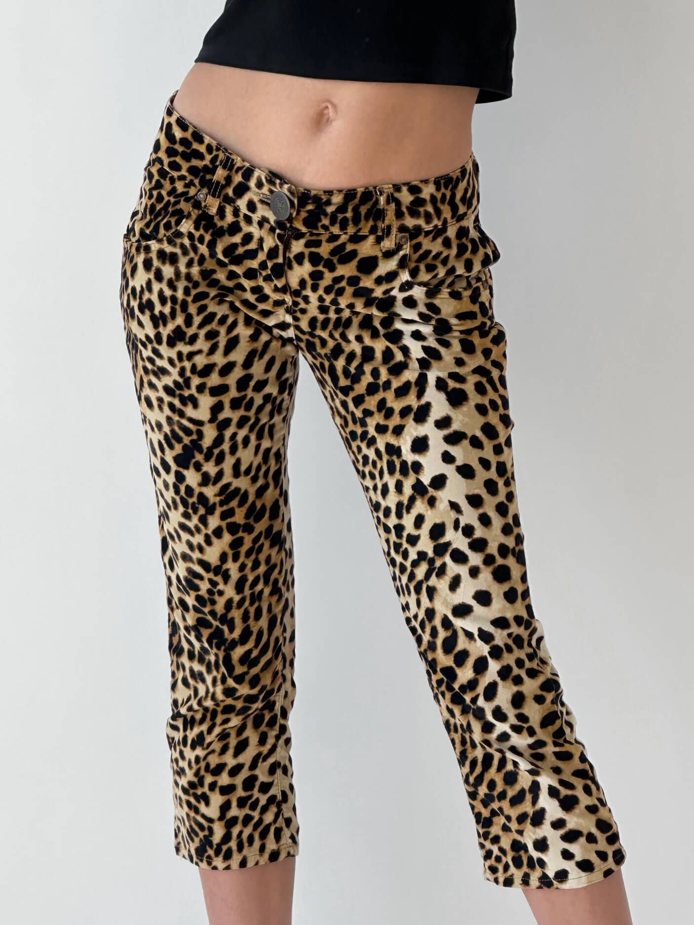 Vintage 2004 TOMMY JEANS Velour Leopard Capris | 3/XS