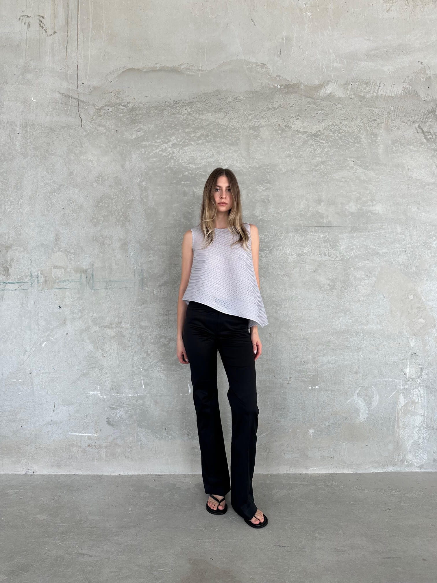 ISSEY MIYAKE Pleated Structural Blouse | ONE SIZE