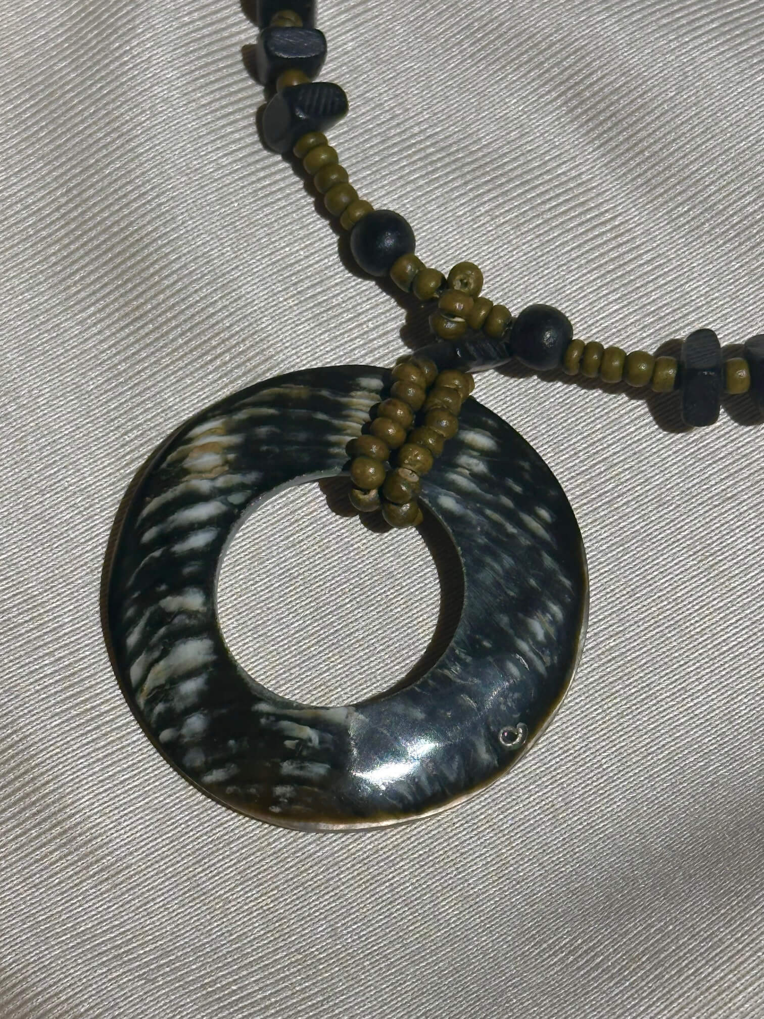 Vintage Seashell Medallion Beaded Choker