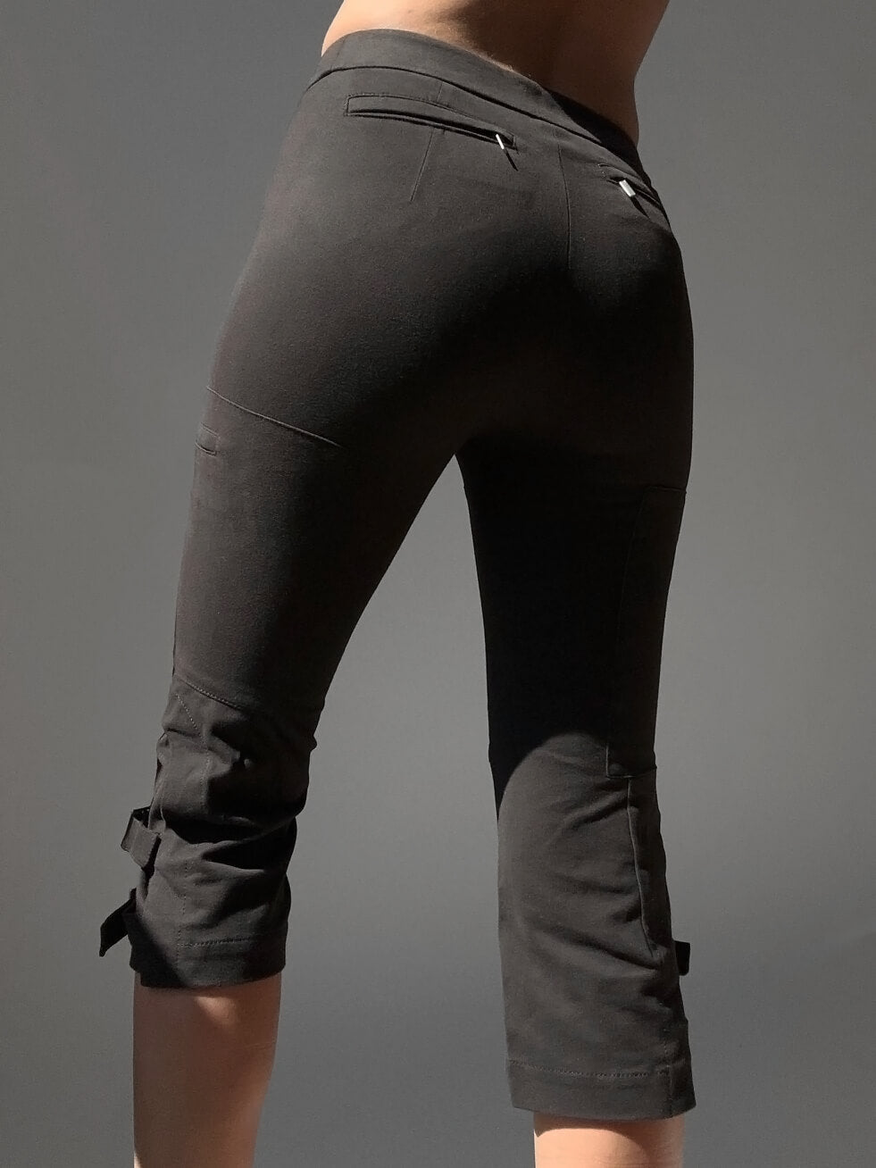 SPORTMAX Cocoa Buckle Capris | 2