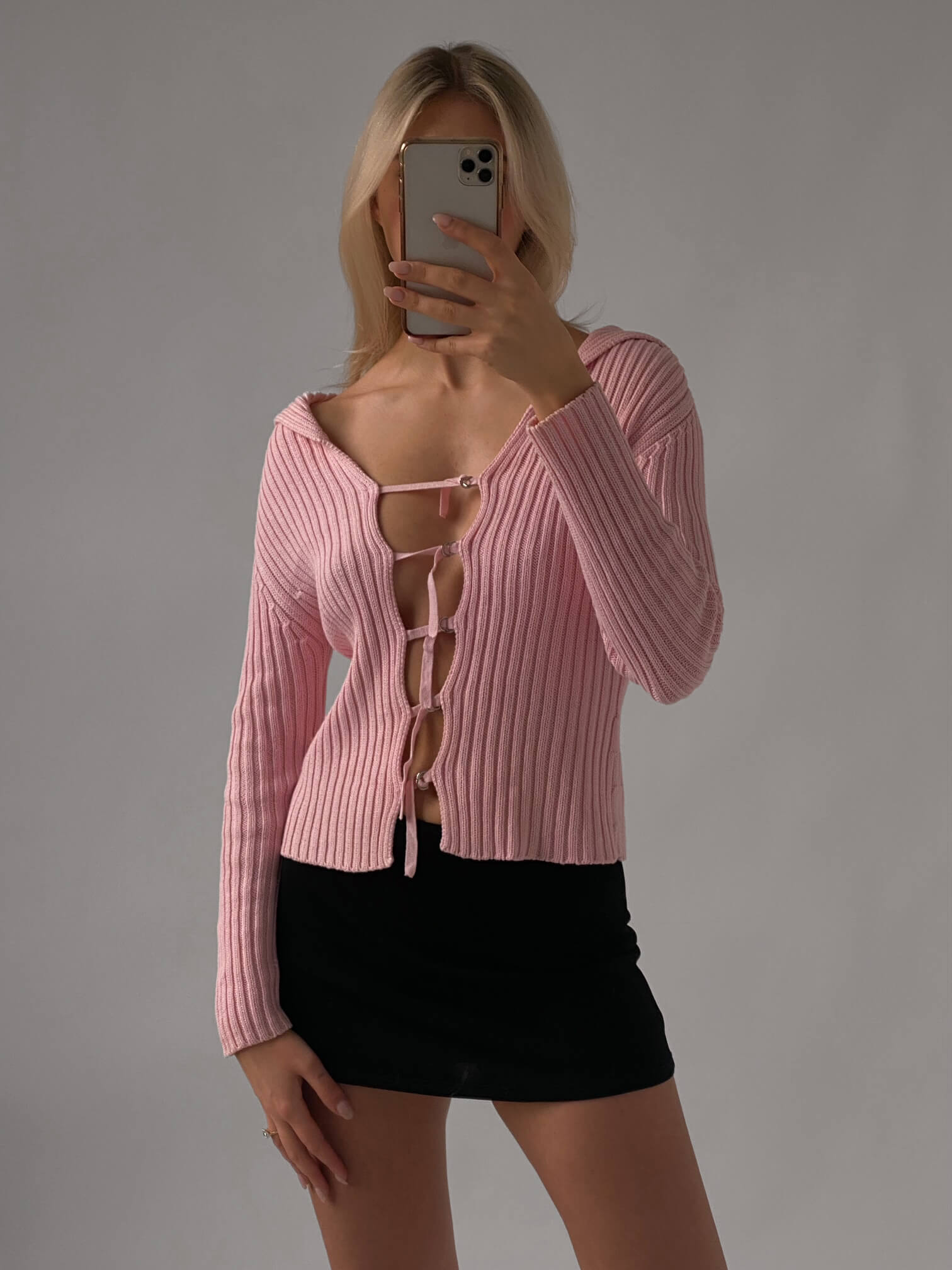 Vintage Baby Pink Tie Up Henley Knit  | S/M