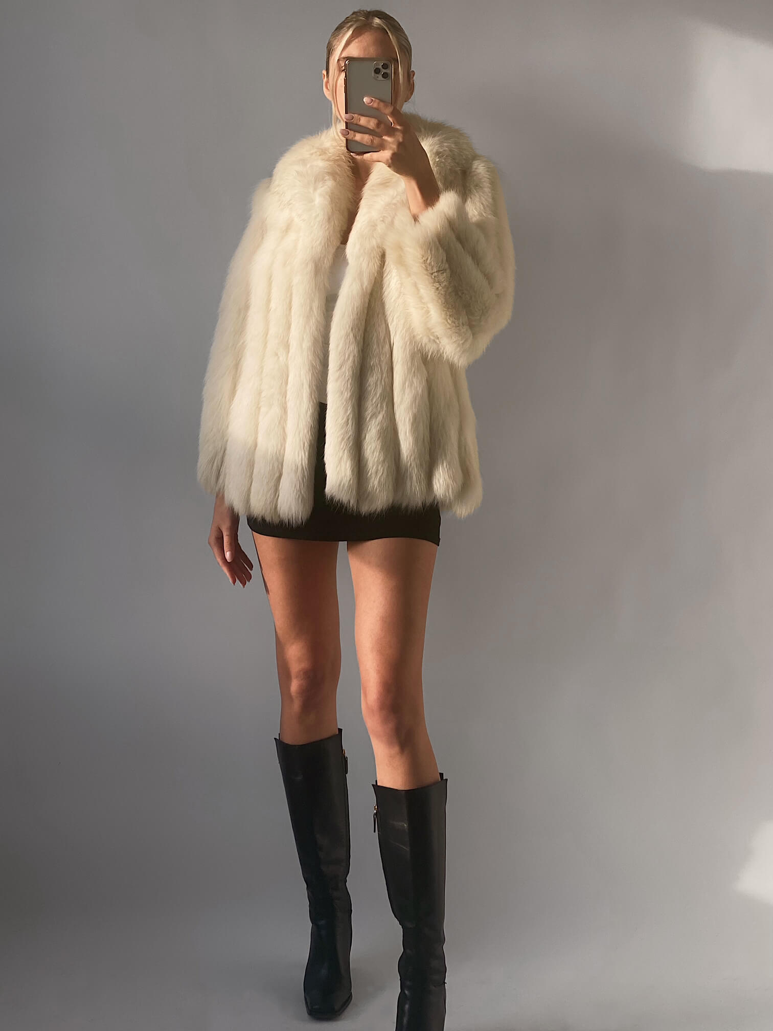 Vintage Snow White Fur Coat | XS-M