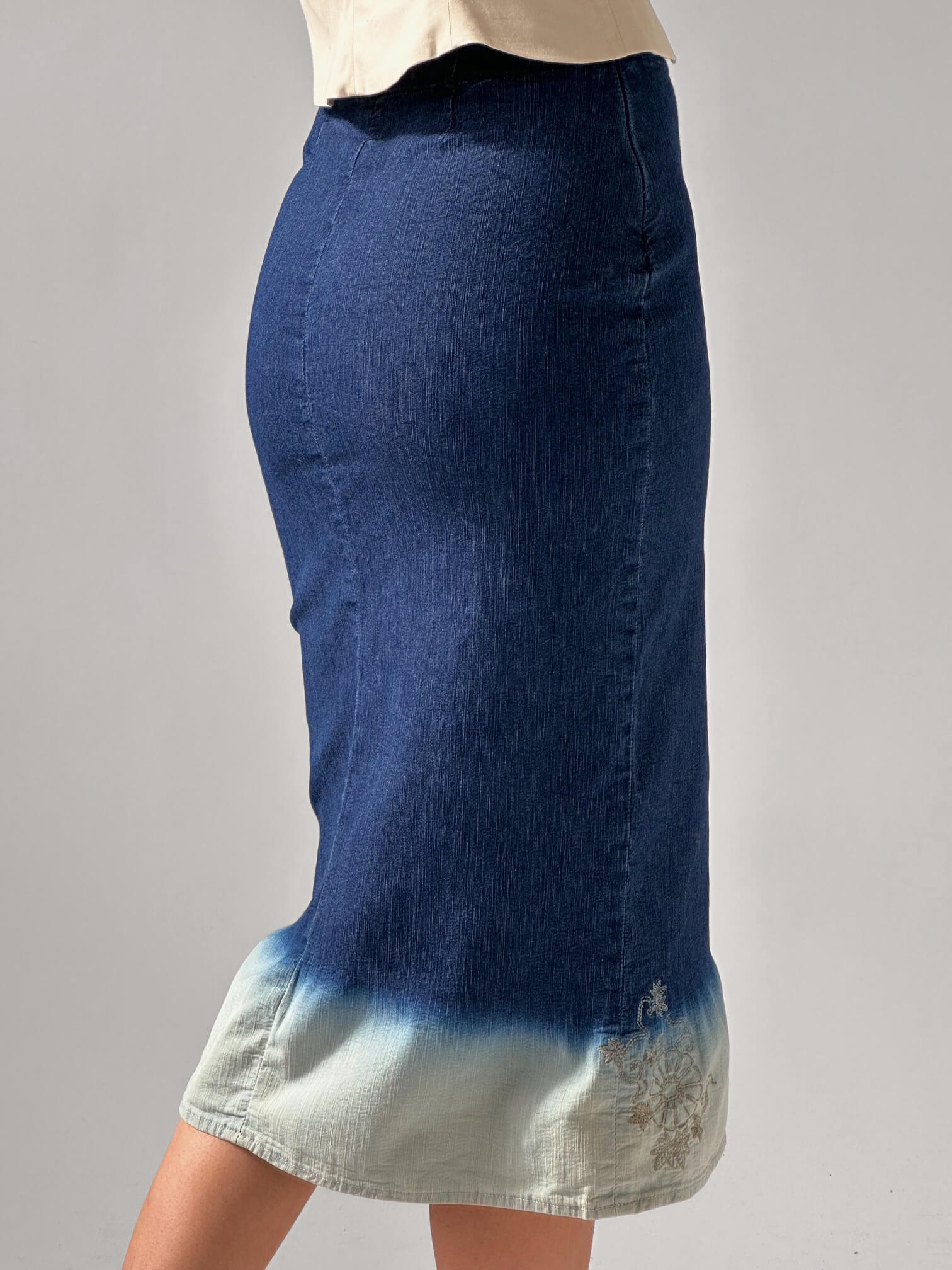 Vintage DIESEL Ombre Embroidered Denim Skirt | XS/S