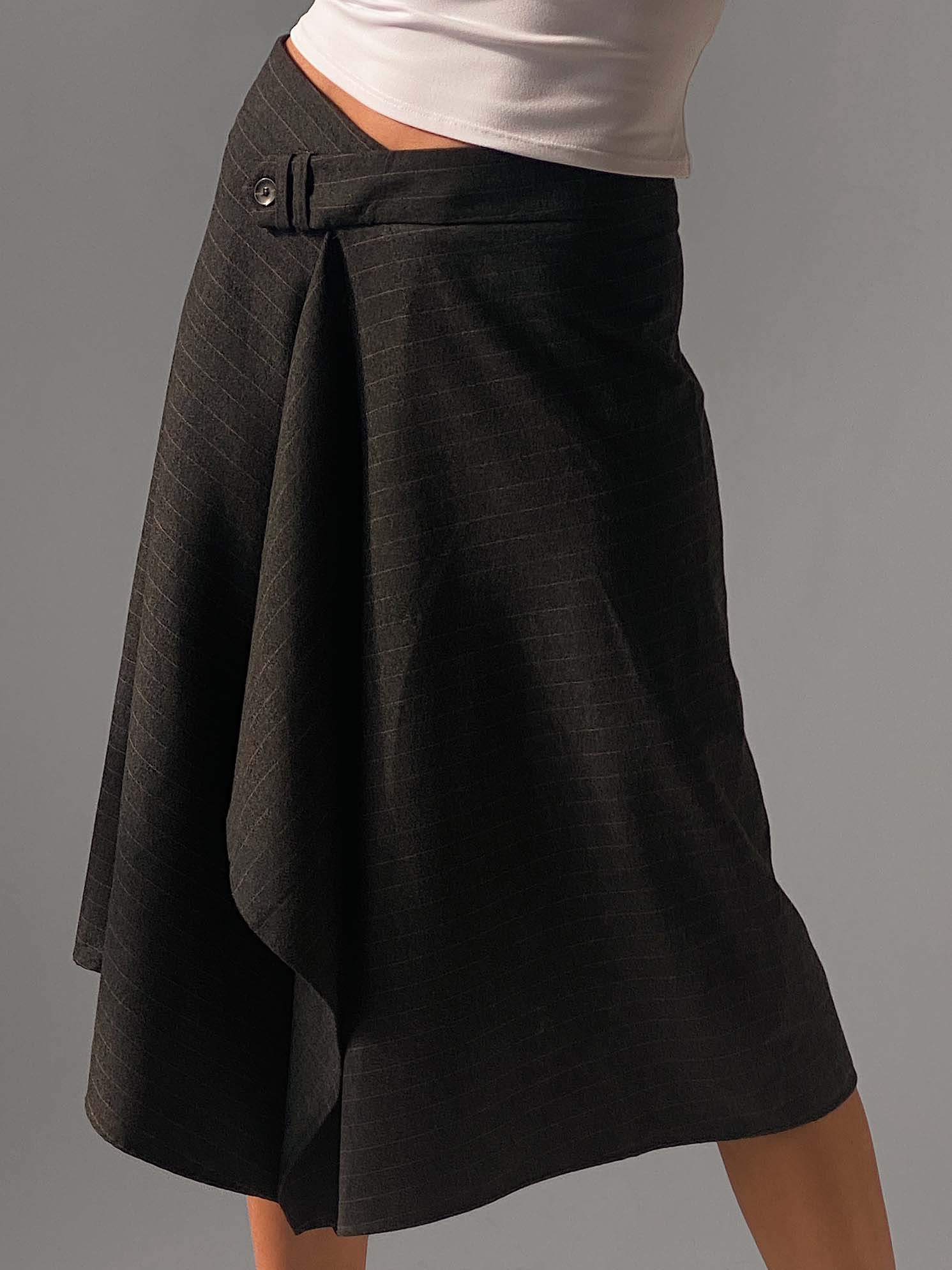 Vintage Pinstripe Handkerchief Skirt | M/8