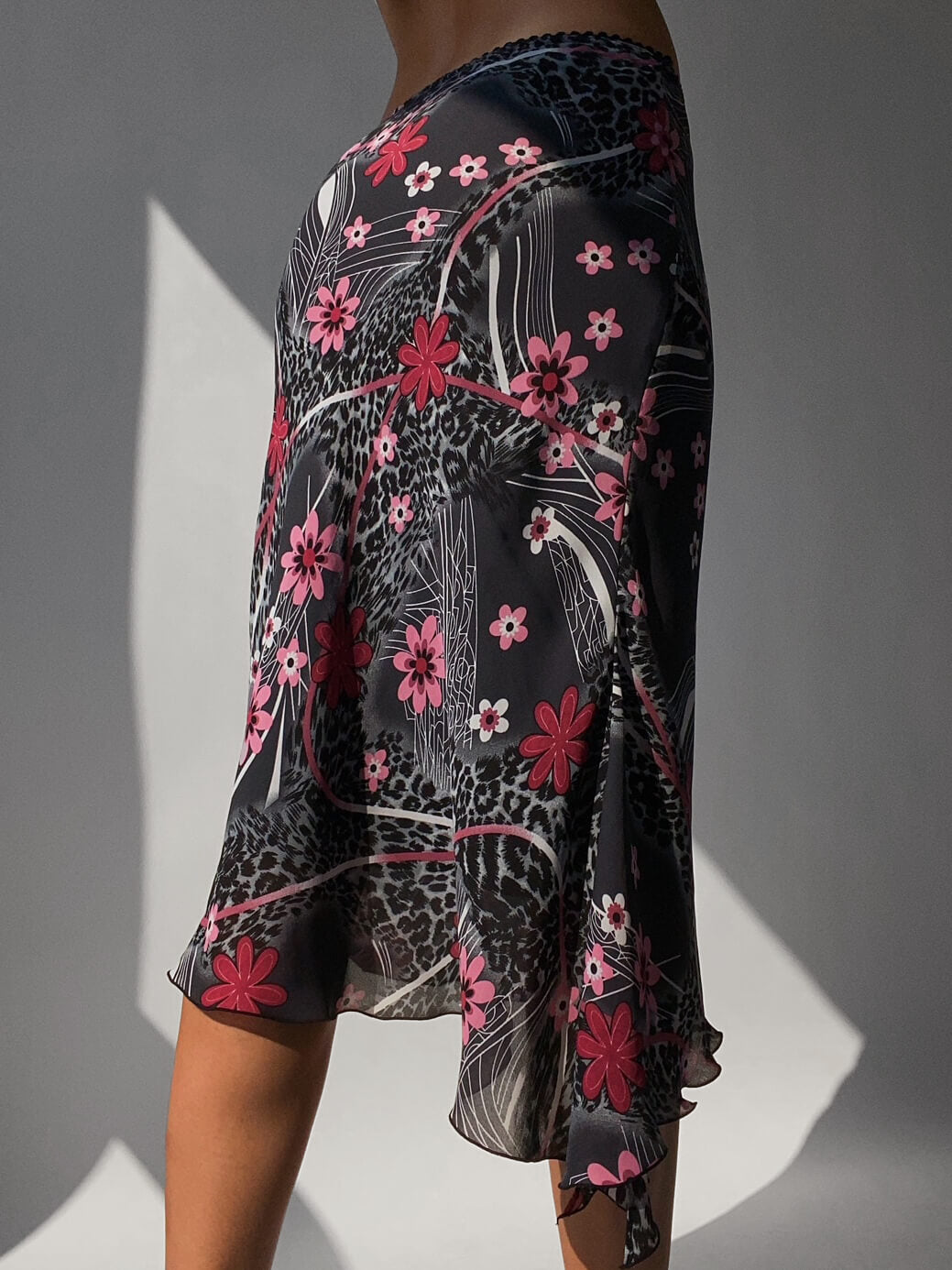 Vintage Y2K Floral Printed Midi Skirt | M/L