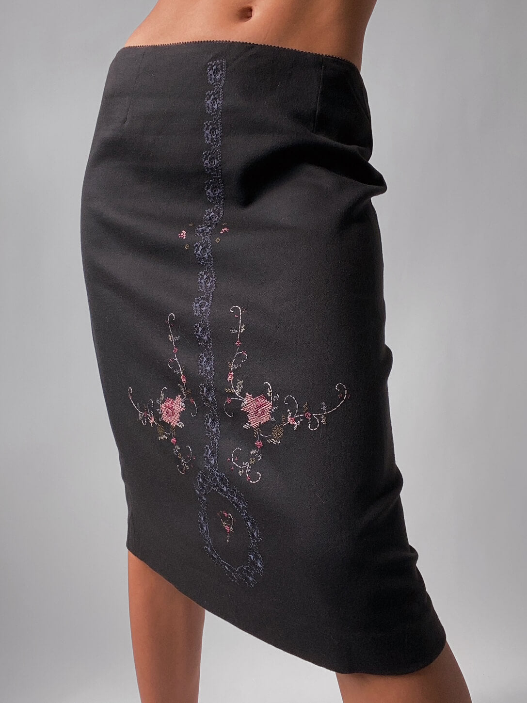 Vintage Needle Point Embroidery Skirt | S