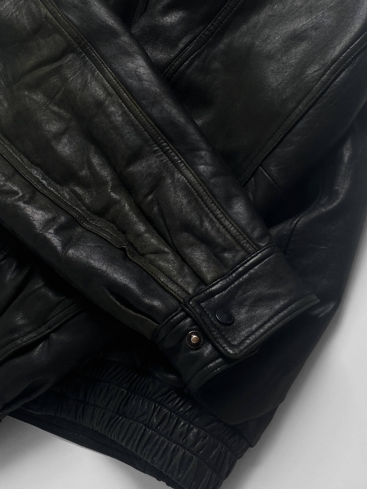 Vintage Oversized Faded Leather Jacket | XS-XL