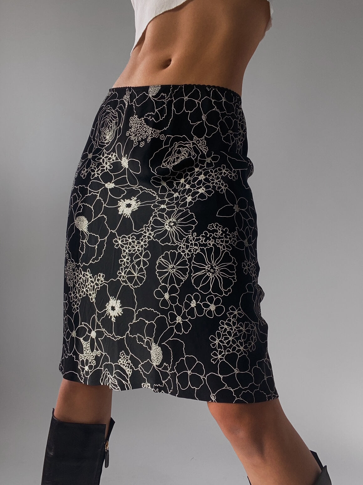 Vintage Illustrated Florals Midi Skirt | S/M
