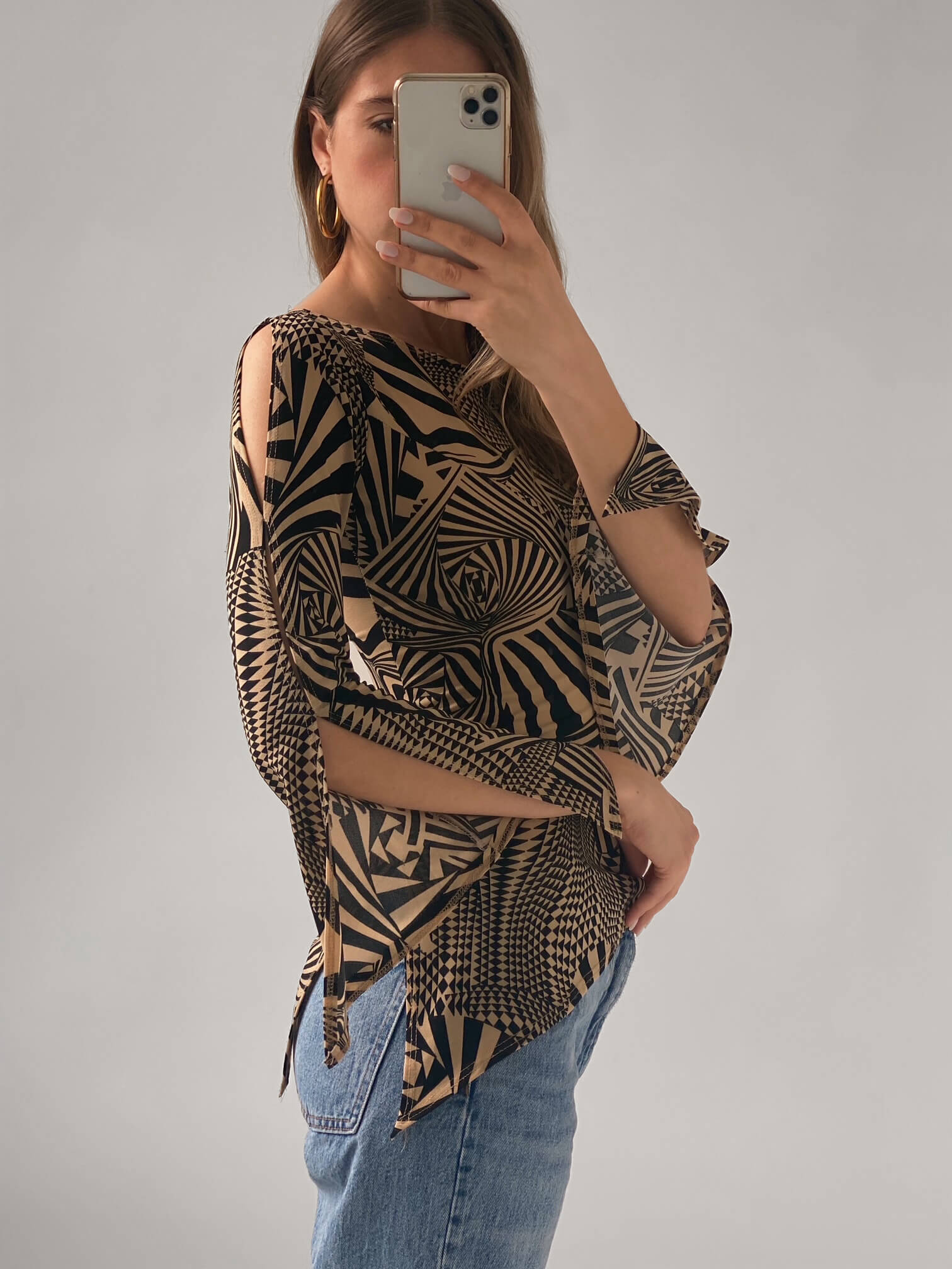 Vintage Printed Keyhole Sleeve Top | S/M
