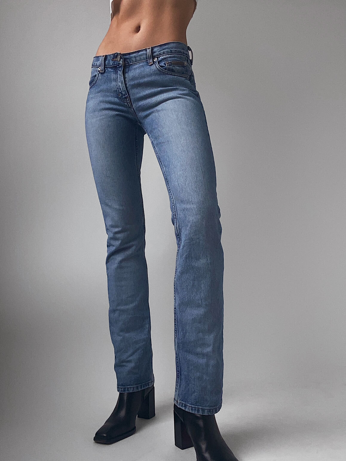 Vintage Low Rise Calvin Klein Jeans | W24-25/L32